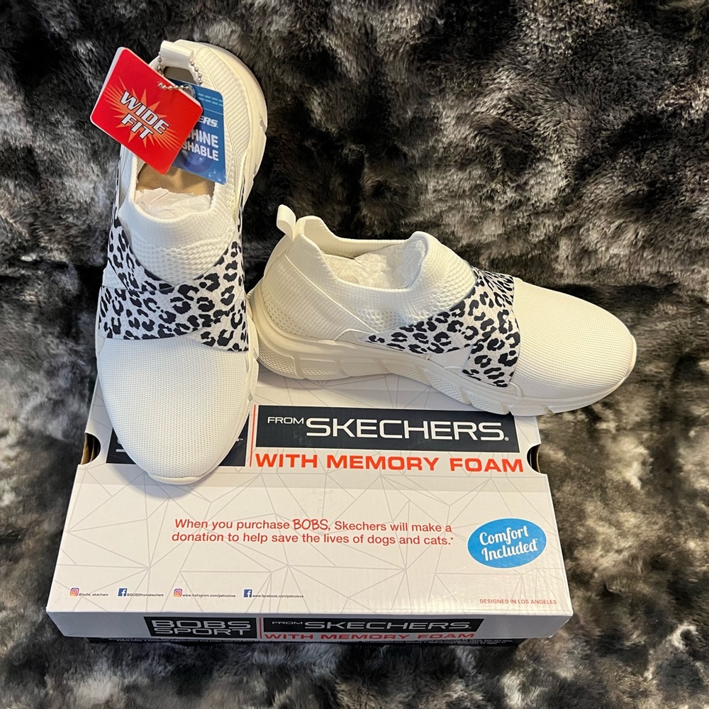 Skechers new white with fun designs